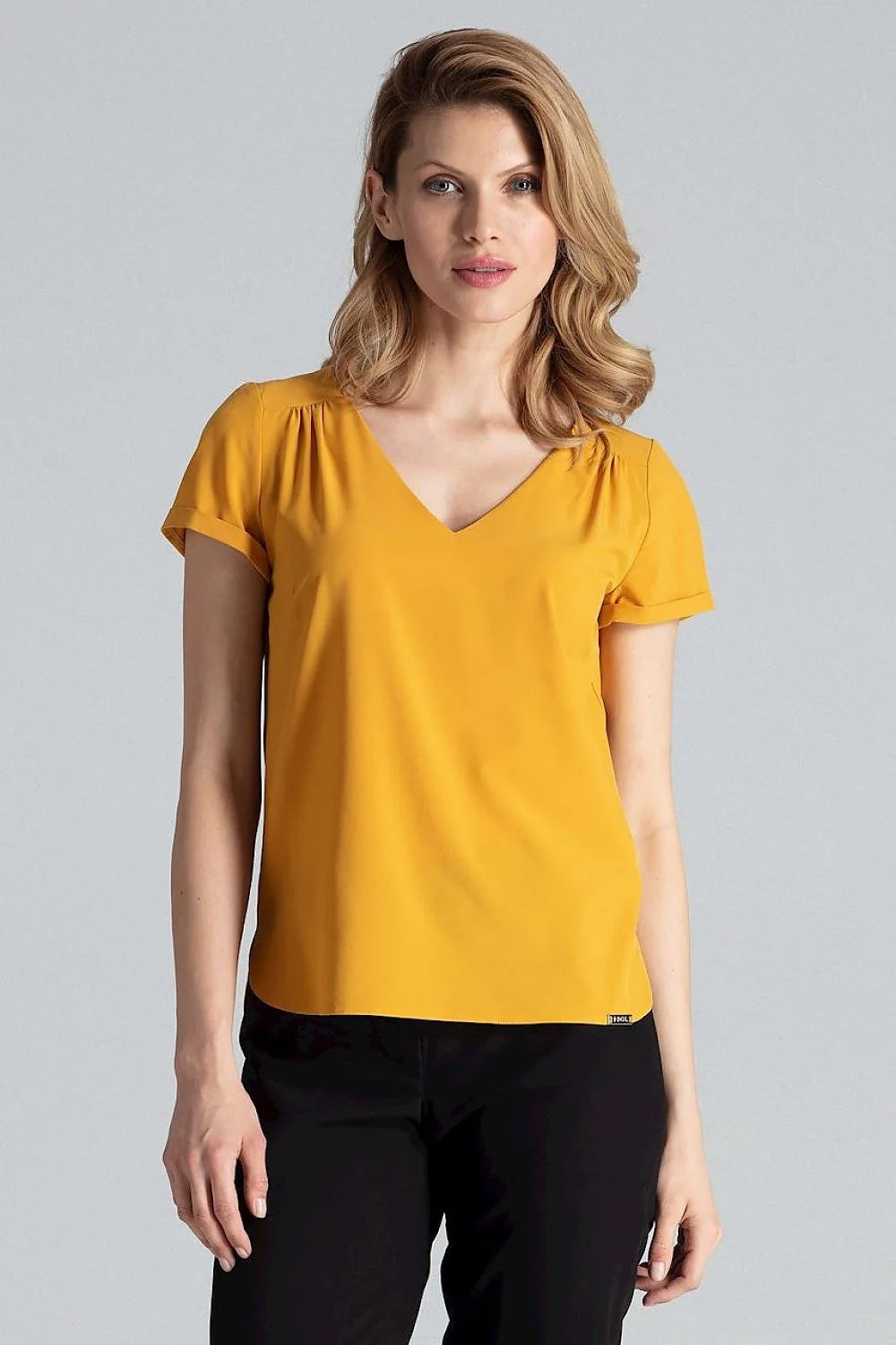 Chemisier Figl en polyester et élasthanne manches courtes col en V motifs floraux et animaliers beige marron noir femme