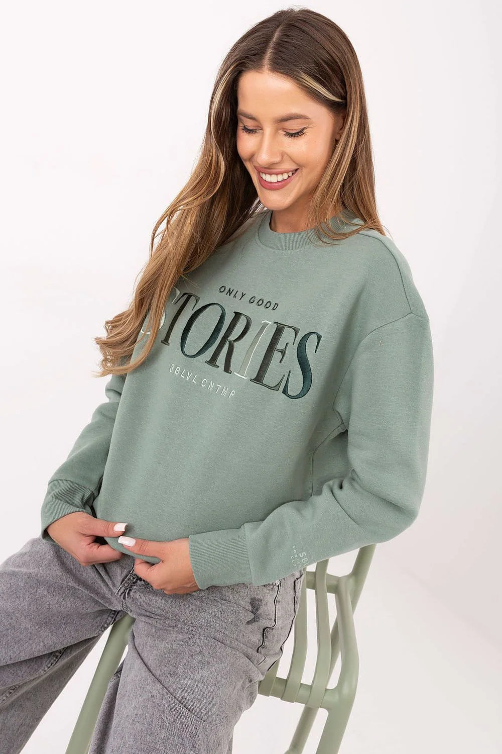 sweatshirt femme col rond oversize coupe droite molleton intérieur gratté manches longues bords côtes lettrage STORIES