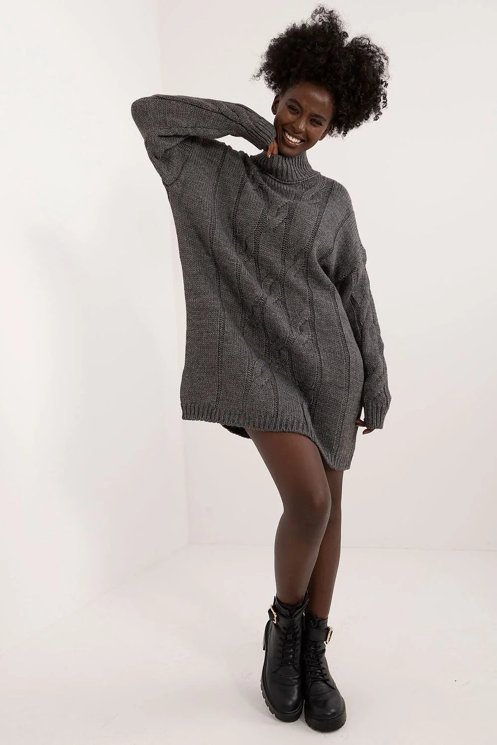 Robe pull femme confortable moderne col roulé manches longues gris anthracite oversize cotoné tricot maille torsadée