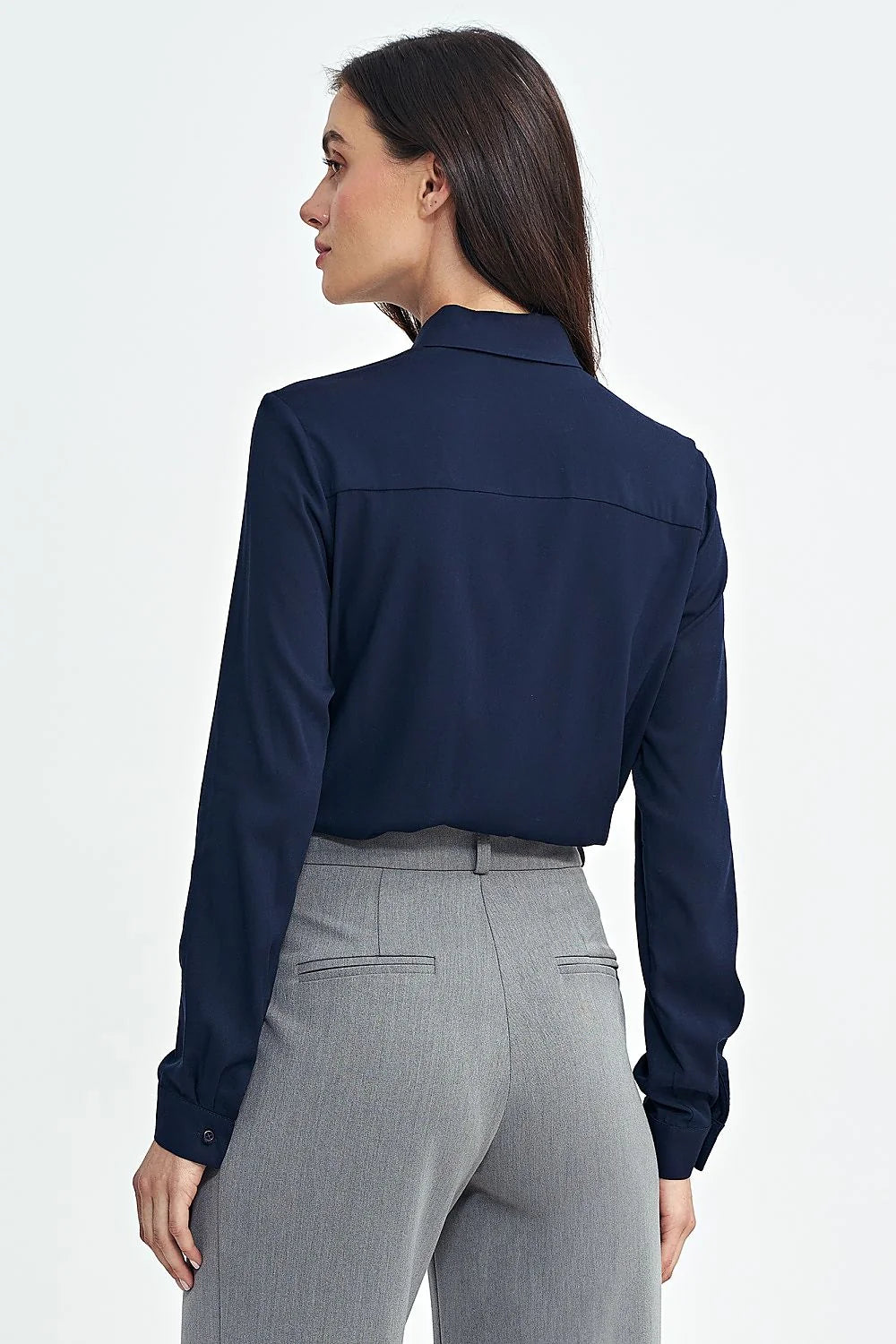 Chemise pour femme manches longues col pointu bleu marine coupe classique viscosé confortable occasionnels