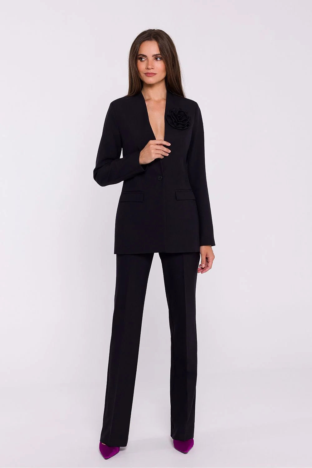 Veste Stylove élégante blazer noir tissu laine femme coupe ajustée fleur décorative sans col bouton unique