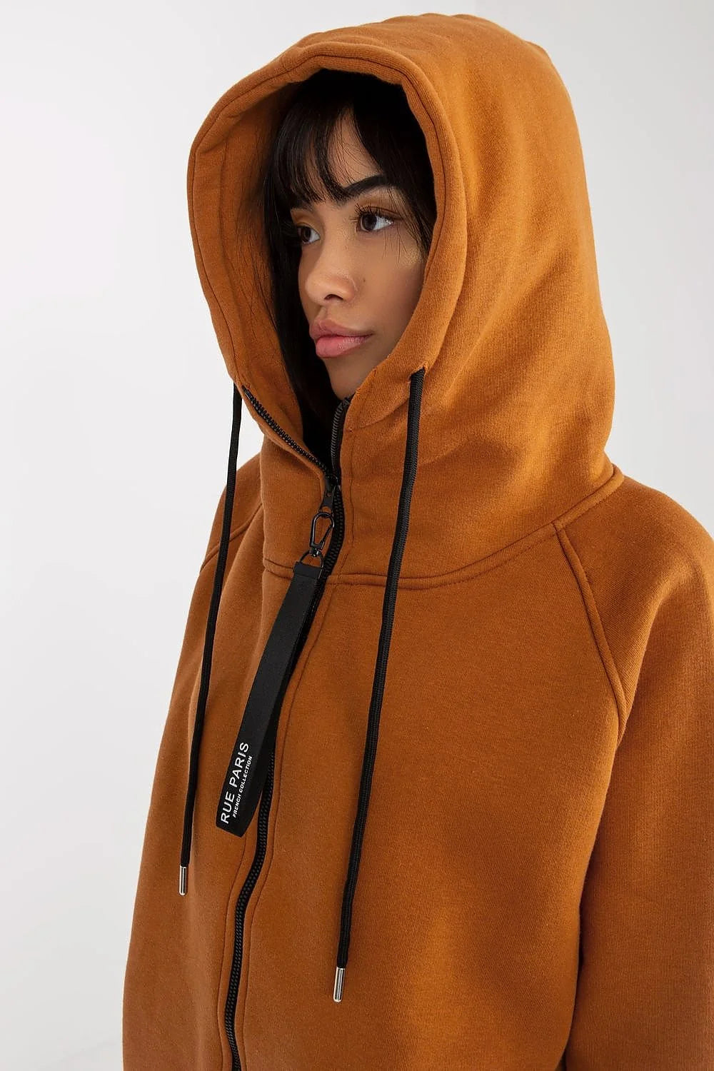 Sweatshirt femme Rue Paris à capuche et fermeture éclair en coton 76% élasthanne 4% polyester 20% manches longues poches latérales couleur caramel brun