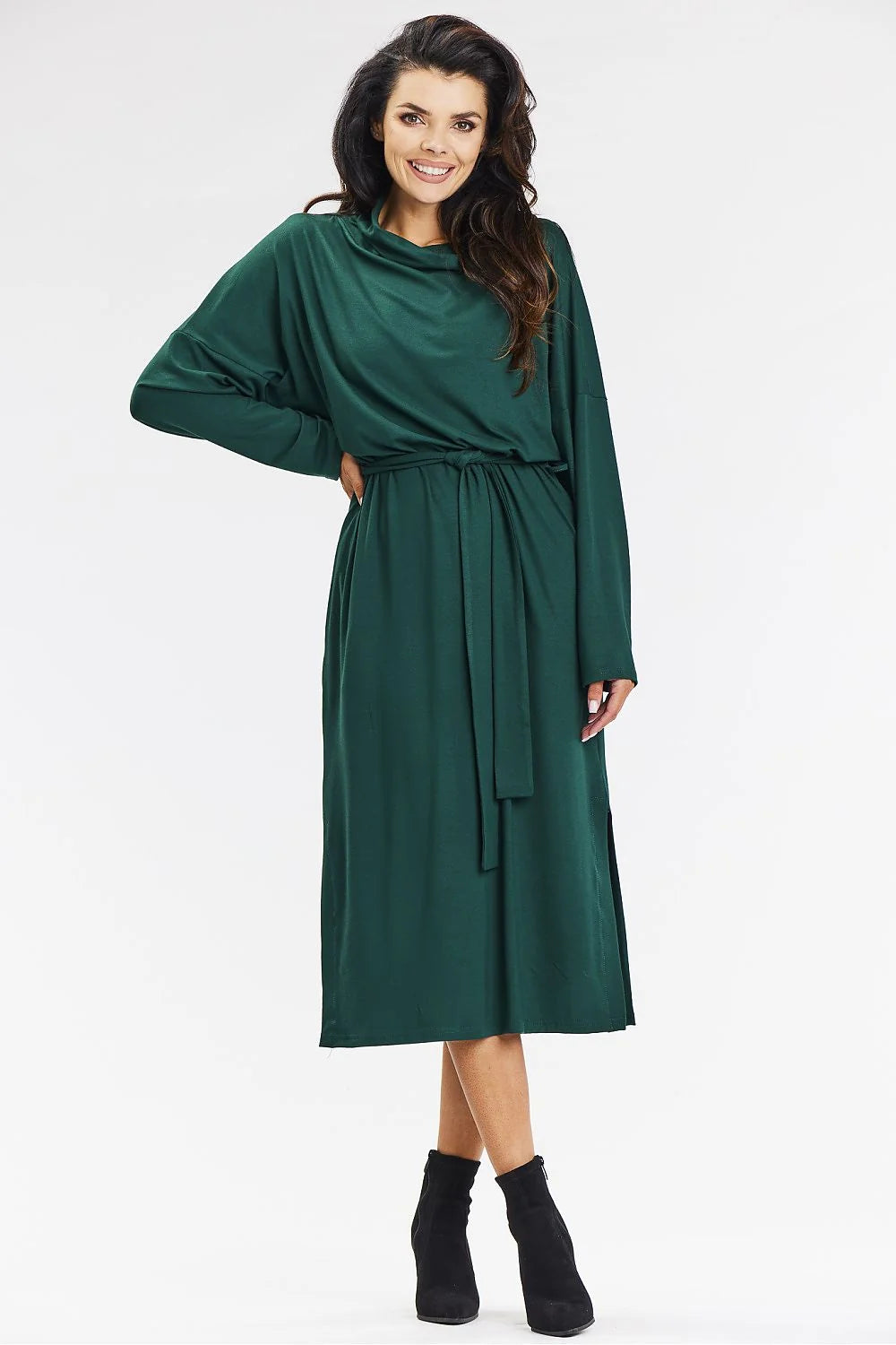 Robe midi style kimono longues manches vert émeraude col drapé ceinture ajustable viscose femme élégante