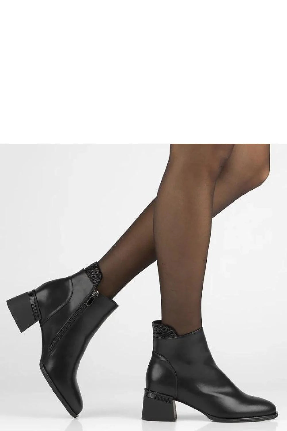 bottines cuir naturel noir talon bloc moyen confort élégant silhouette affinée zircons subtils brillants finition soignée fermeture éclair