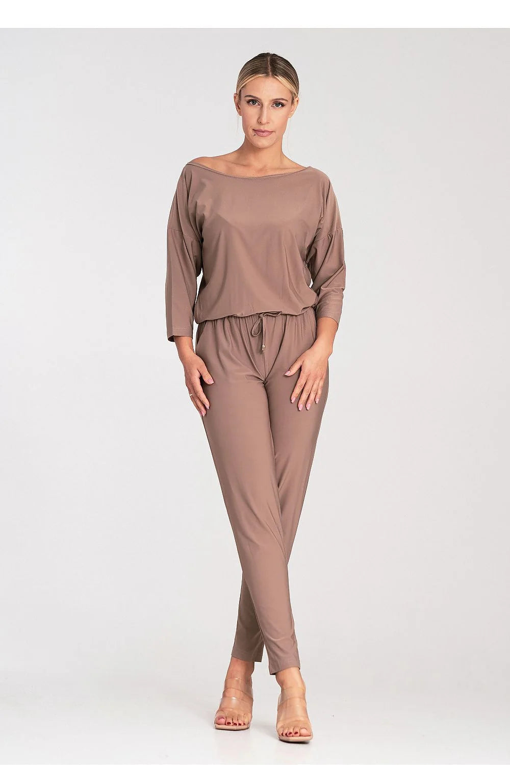 ensemble femme moderne décontracté jersey taupe manches longues encolure bateau pantalon slim taille cordon confortable polyvalent