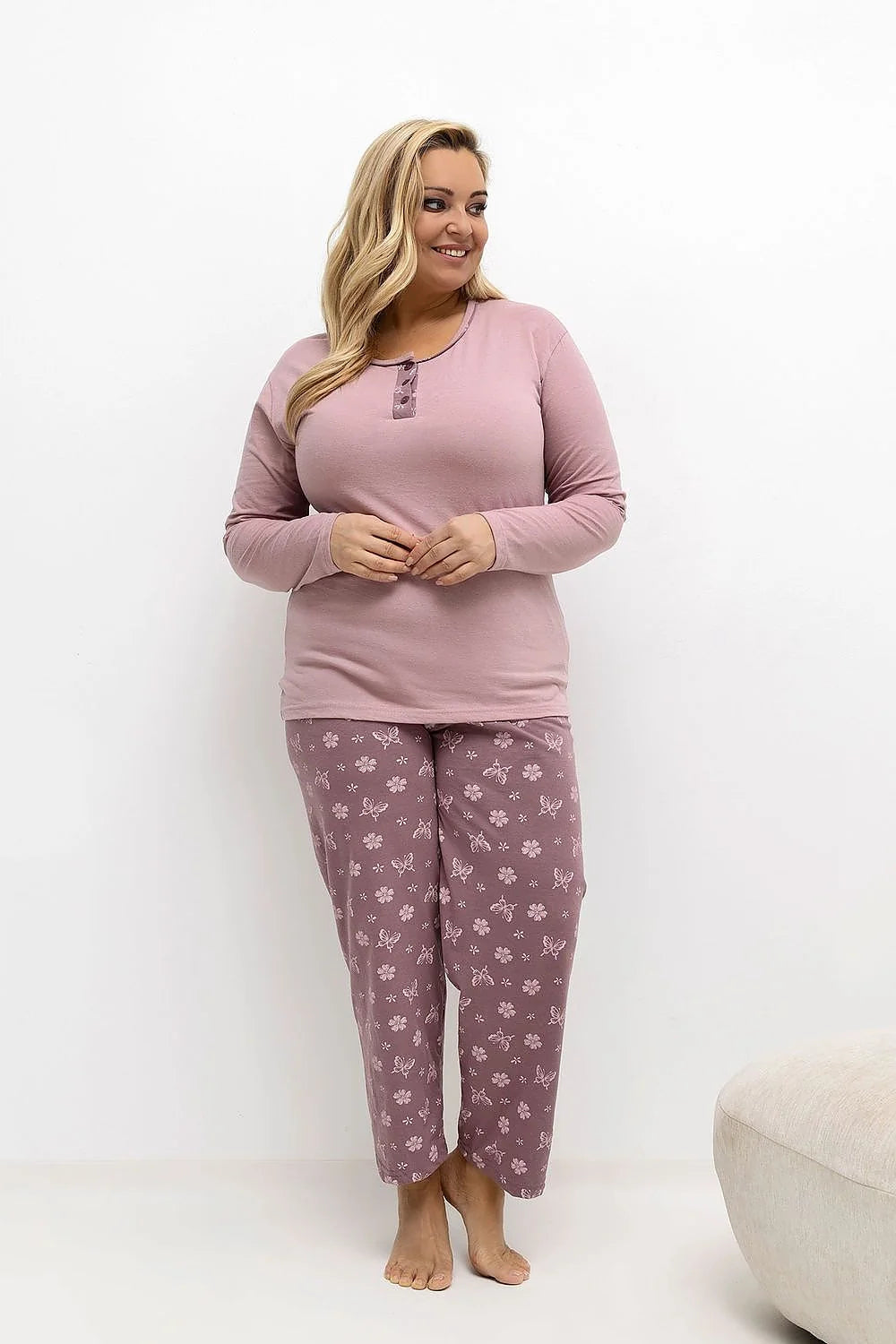 pyjama grande taille femme deux pièces maille jersey douce rose poudré chemisier col rond manches longues pantalon droit imprimé floral