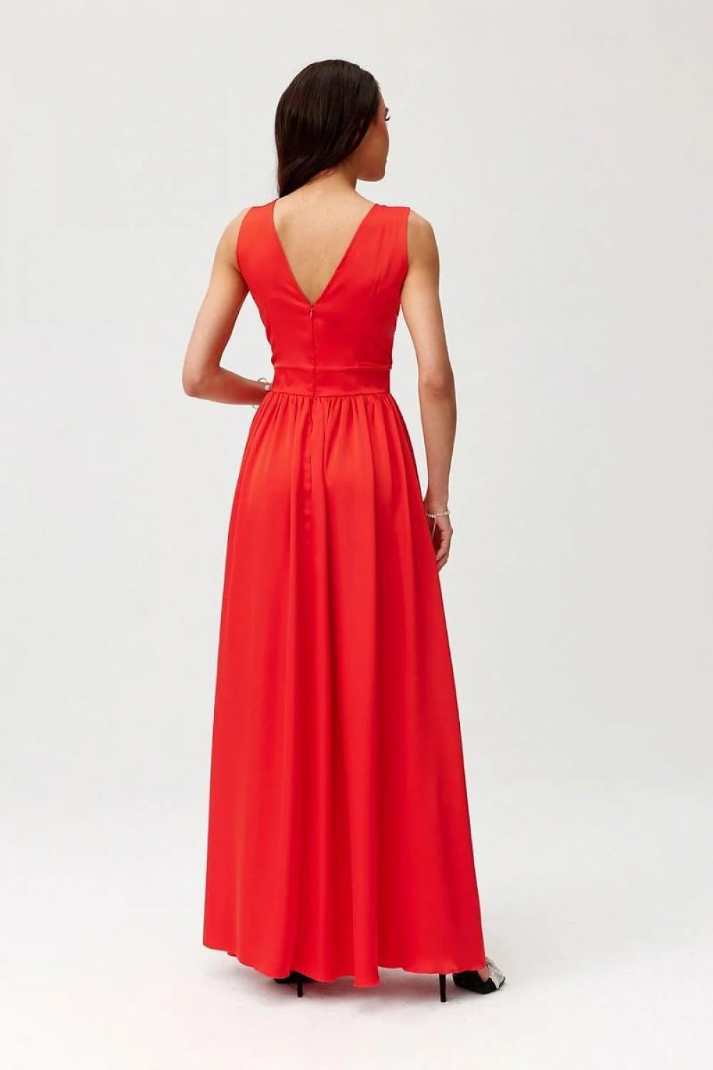 Robe de cocktail longue col V croisé sans manches taille ajustée fleur décorative rouge vif femme soirée gala