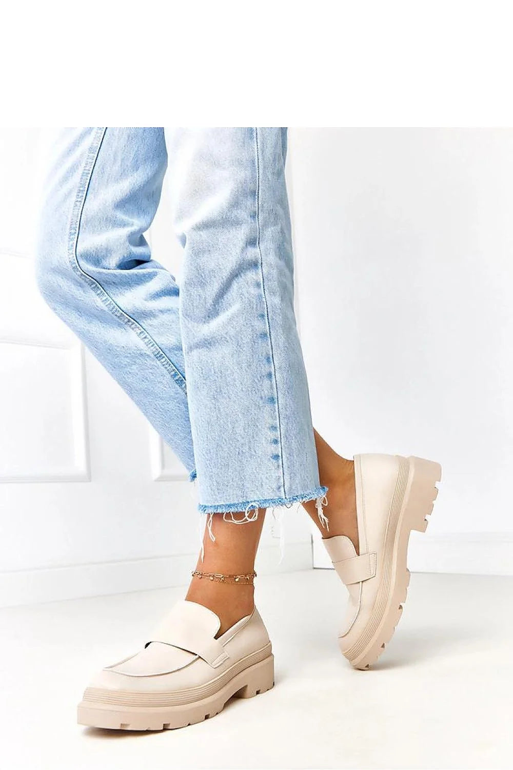 mocassins femme cuir écologique beige crème loafers similicuir bout rond talon compensé 4cm semelle crantée antidérapante lanière penny minimaliste confortable