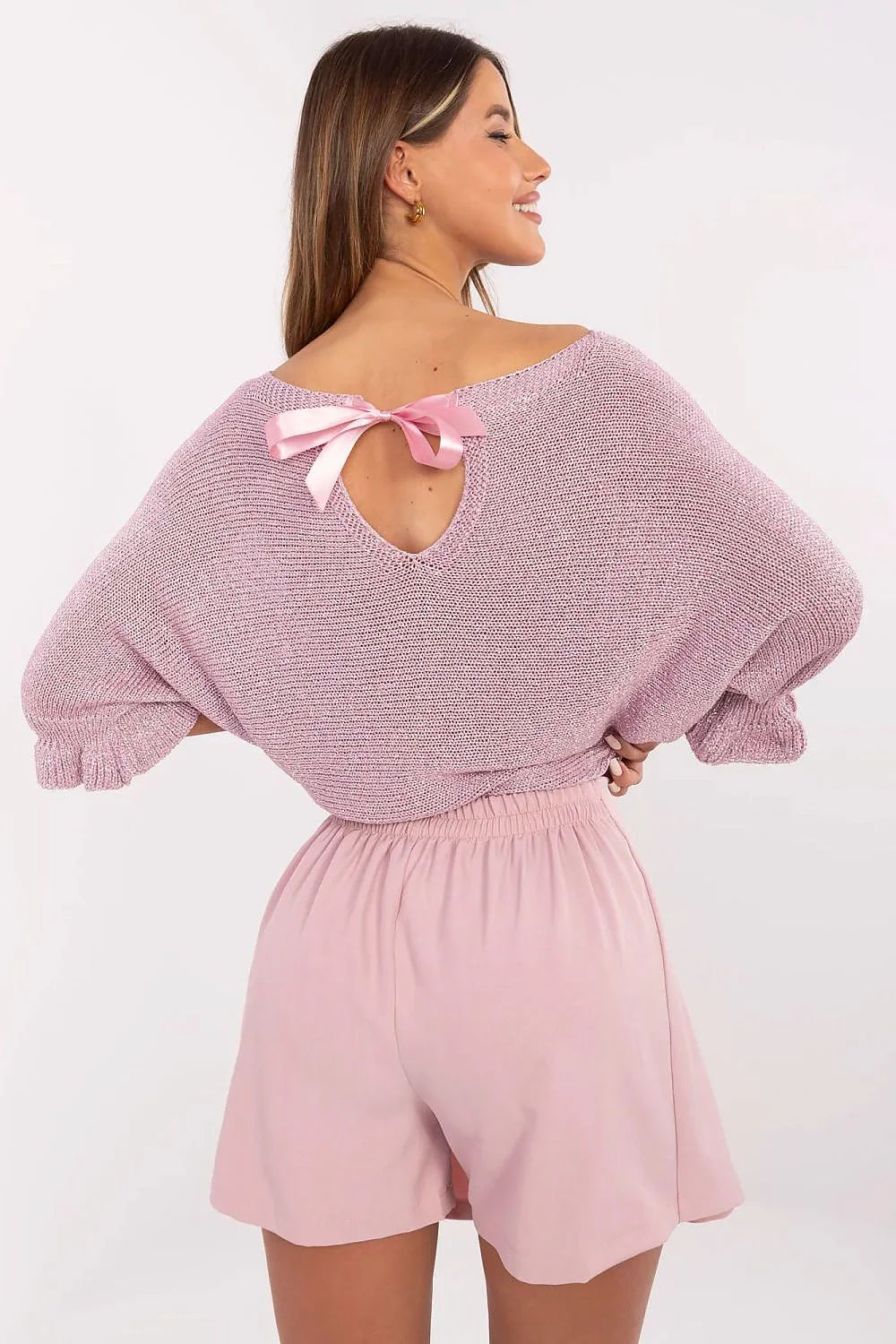 Ensemble pull jupe femme rose pâle design moderne matière douce coupe ajustée occasion décontractée chic