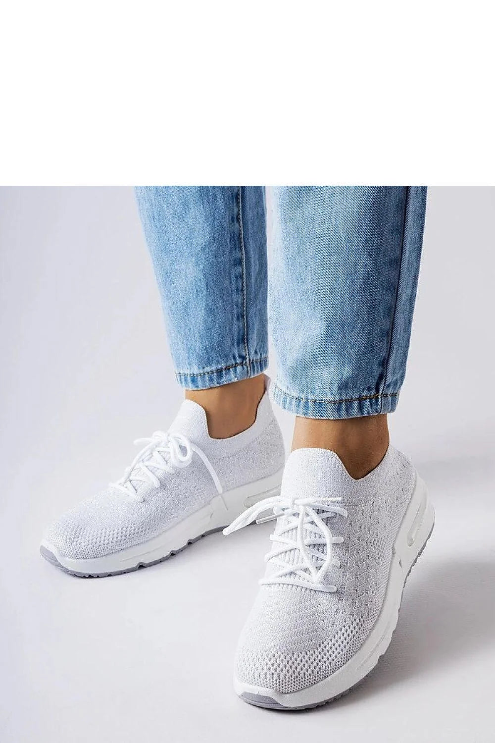 Chaussures de sport femmes design moderne maille blanc semelle amortie lacets fins tige basse elastique confortable style athlétique été