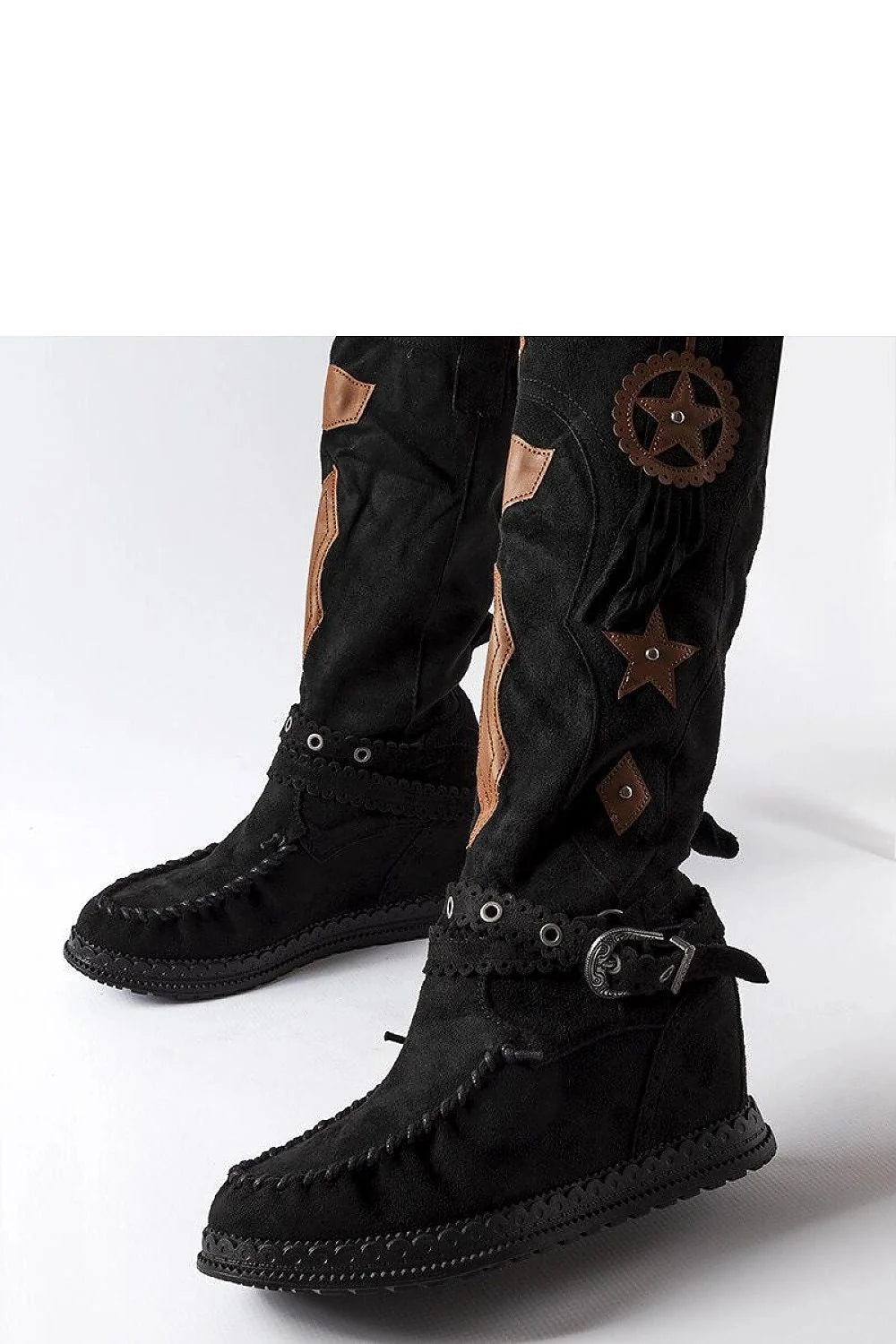 Bottes cothurnes bohème noires en cuir éco-léger avec motifs étoilés et circulaires, semelle en caoutchouc, fermeture à boucle, pour femmes