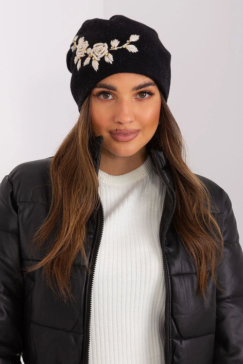 Bonnet d'hiver pour femme en tricot lisse avec broderie florale et perles dorées matière douce et confortable acrylique coton cachemire noire beige doré