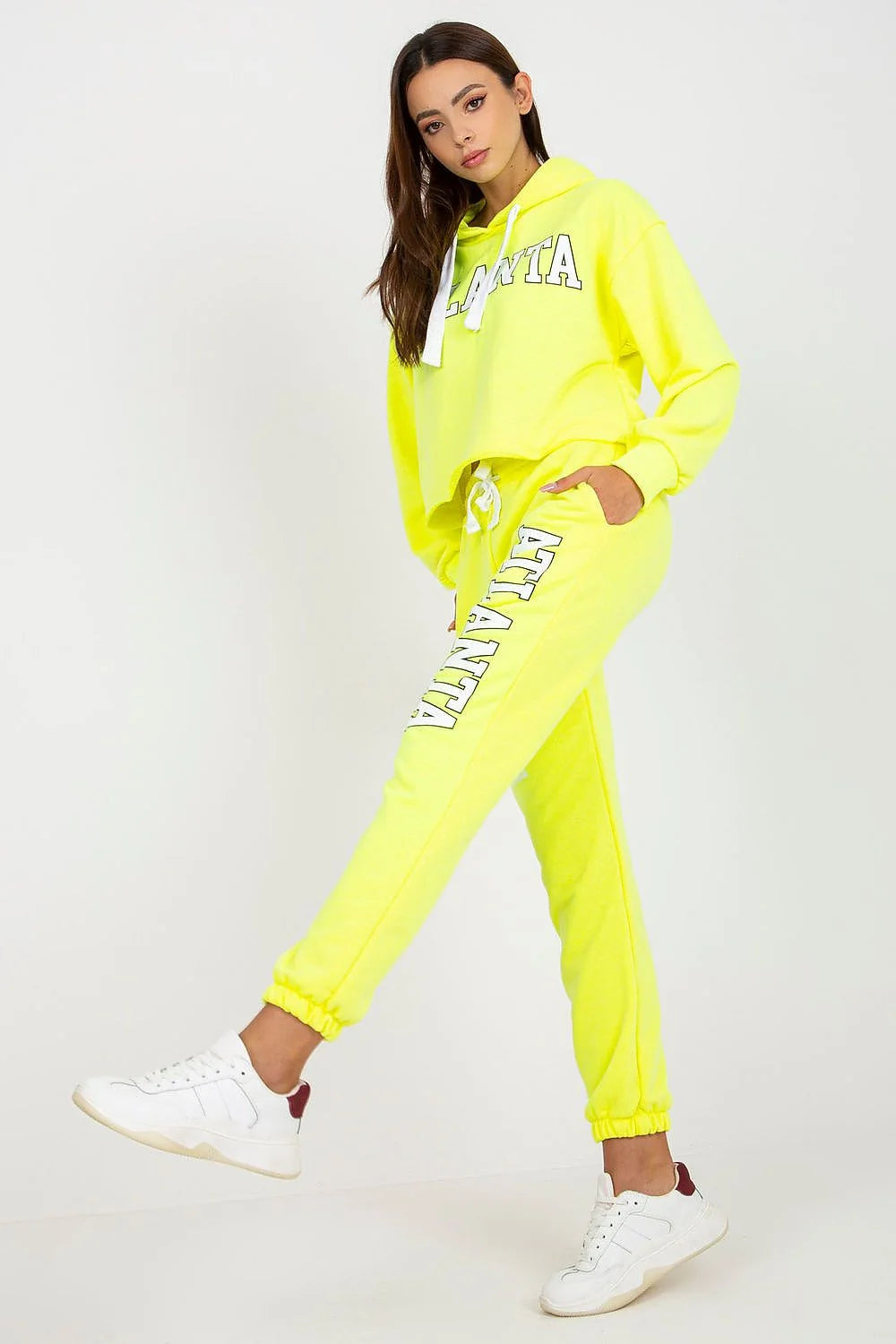 ensemble sportswear femme urbain athleisure molleton doux bleu ciel sweat capuche cordon blanc imprimé ATLANTA pantalon jogging fuselé