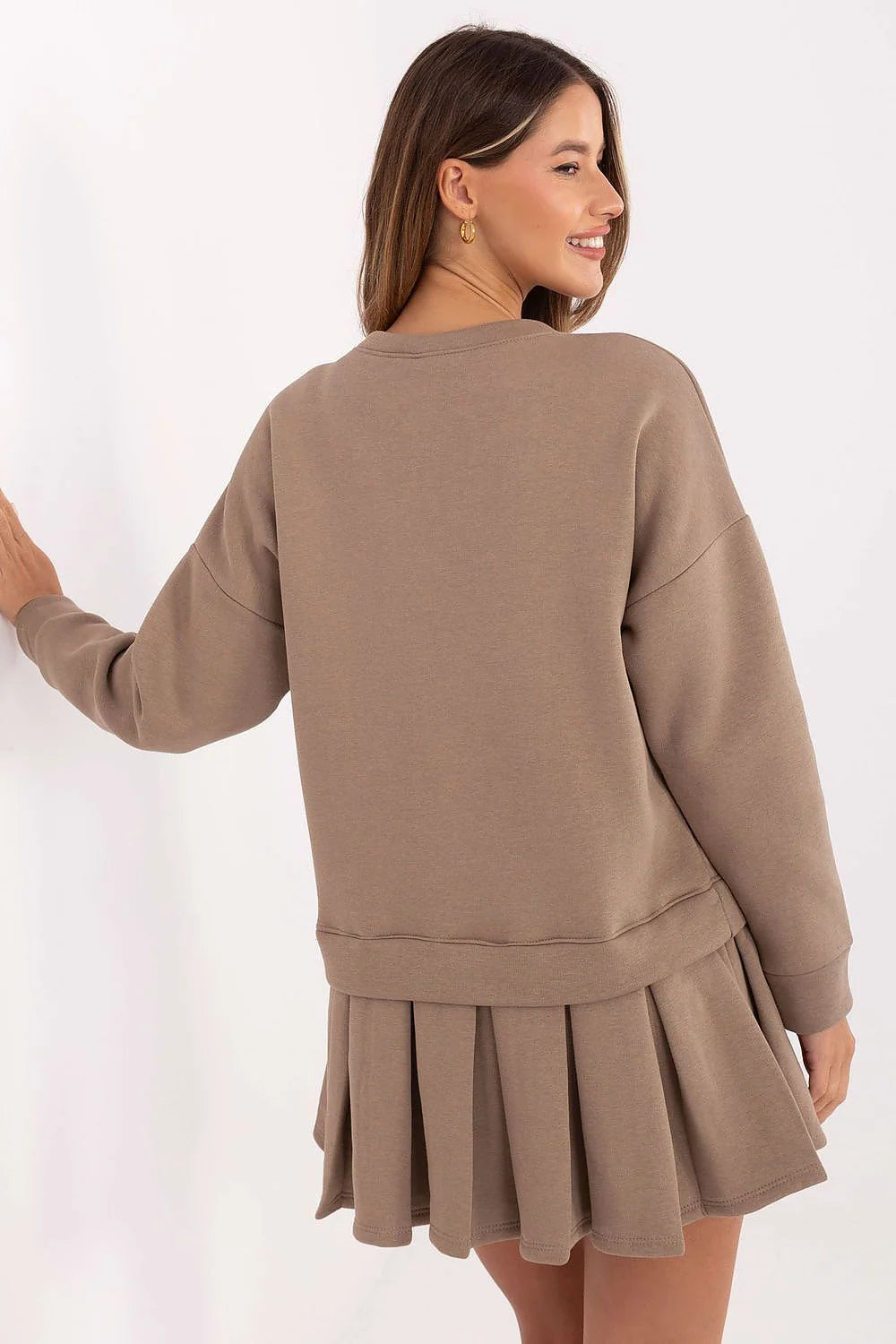 robe sweat femme coton doux extensible col rond manches longues coupe évasée jupe plissée mini doublure chaude sportive chic décontractée
