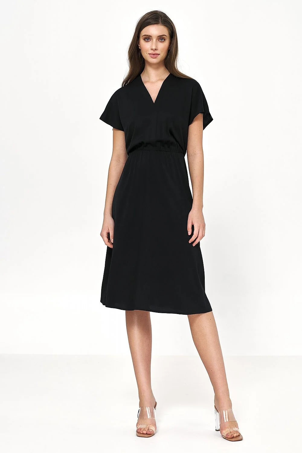 Robe de jour élégante longueur mi-longue col V manches courtes matière douce noire taille élastiquée femme