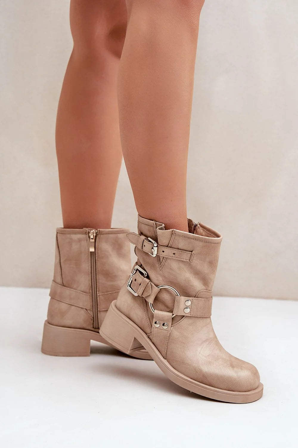 bottines femme taupe similicuir effet vieilli tige mihaute bout rond talon bas bloc fermeture éclair brides réglables semelle crantée