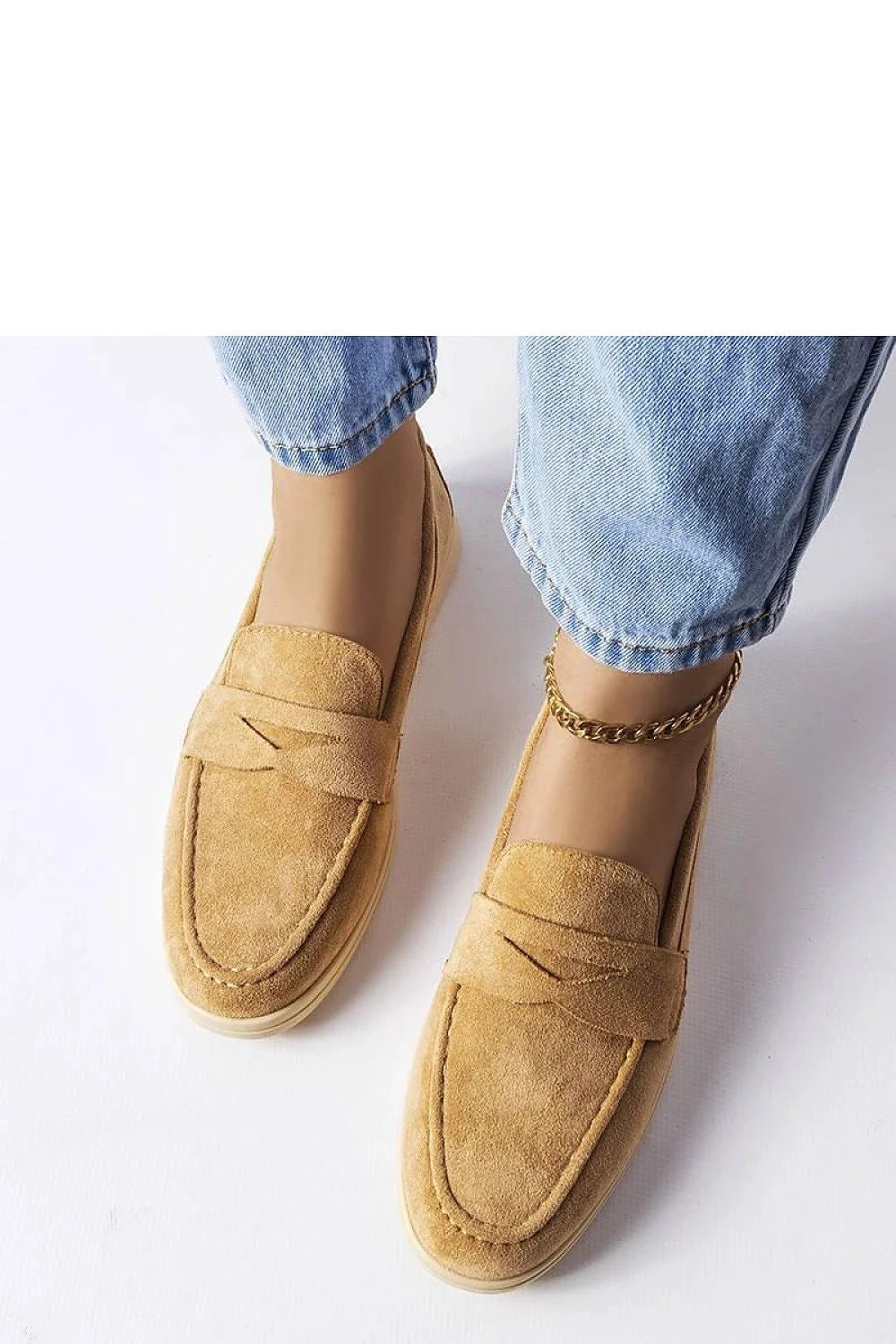 Moccasins pour femme classiques en daim beige éco-daim, design intemporel, confort maximal, coupe basse, finitions raffinées, occasion quotidienne et décontractée