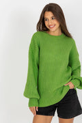 Chandail femme ample manches longues col rond matériau doux style moderne couleur verte vif tricot côtelé finitions soignées