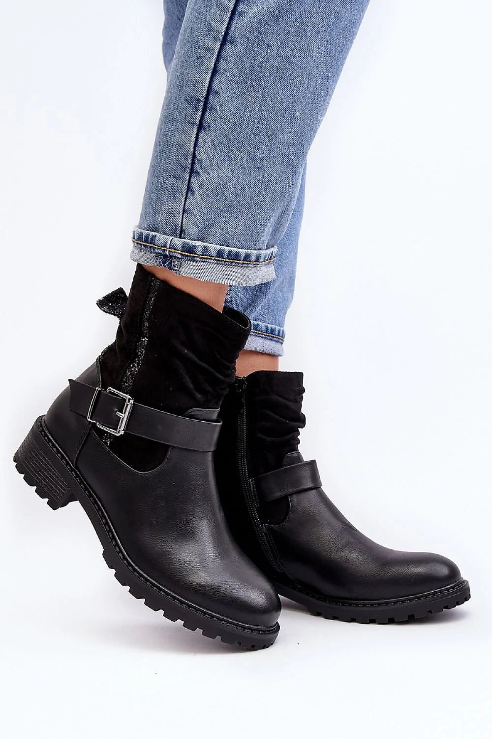 Bottes femmes élégantes à talons cuir écolo daim zip fourrure synthétique style moderne design fonctionnel