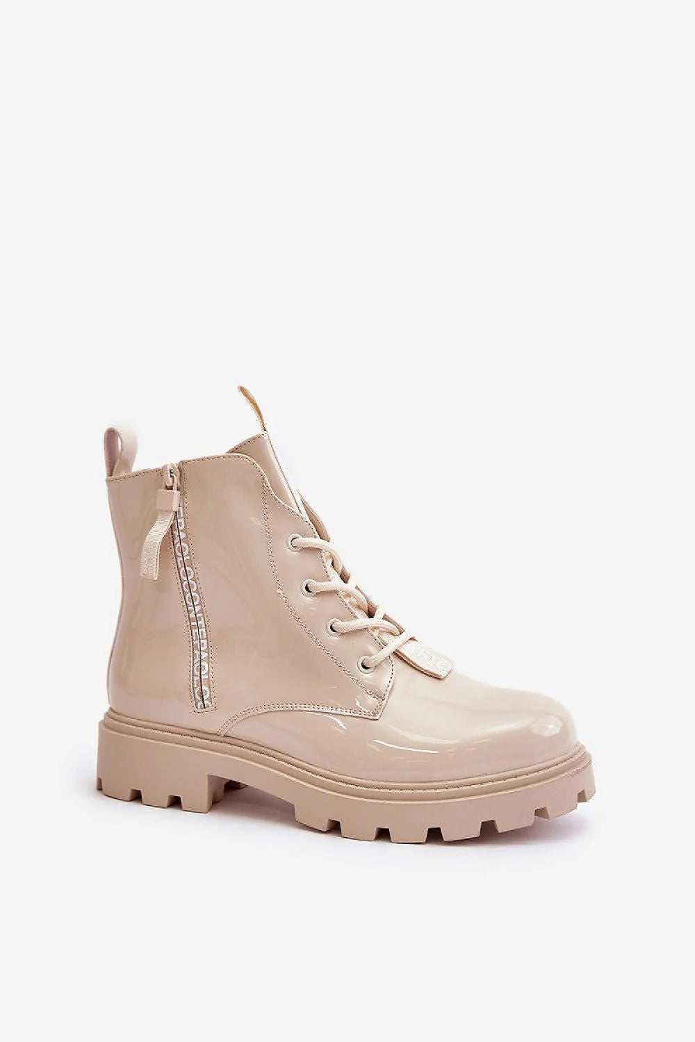 bottines femme combat cuir synthétique vernis beige chauffantes zip latéral lacets bout rond tige cheville semelle crantée adhérence chic confortable