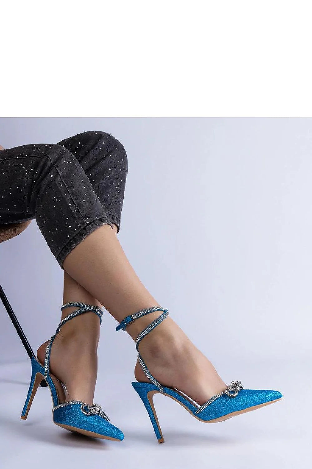 escarpins Solea bleu turquoise pailleté satin bout pointu talon aiguille haut lanières strass nœud réglable cheville semelle beige coussinée élégants