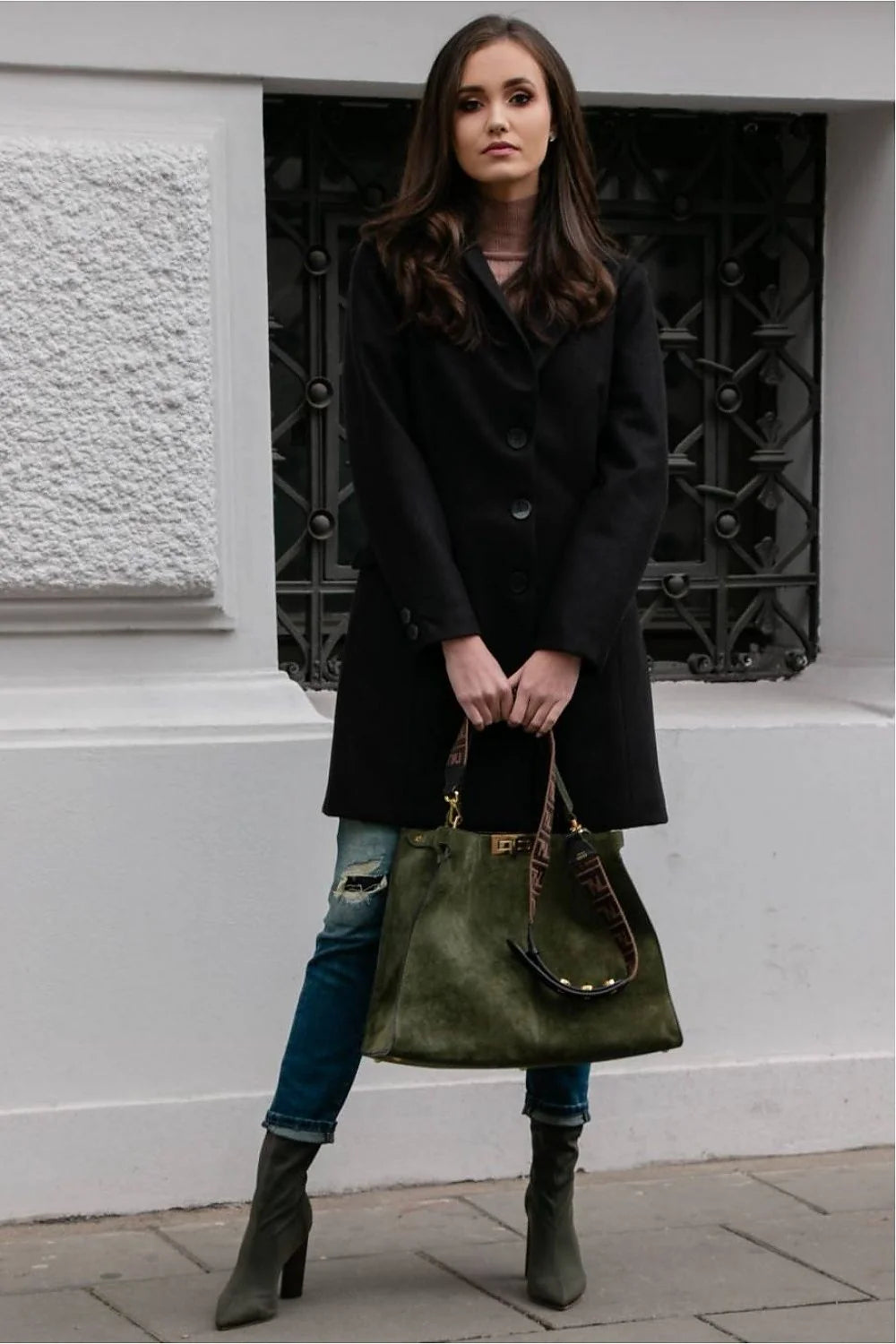 Manteau classique élégant pour femme en laine acrylique coupe ajustée boutons noirs taille ajustable manches longues