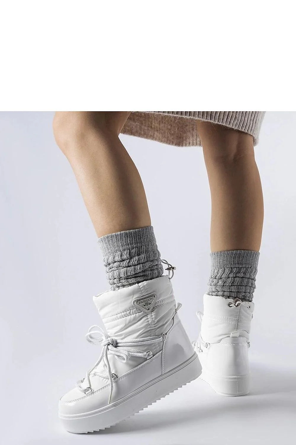 Bottes neige blanches synthétiques modernes isolantes plateforme épaisse hiver femmes confort style sportif extérieur