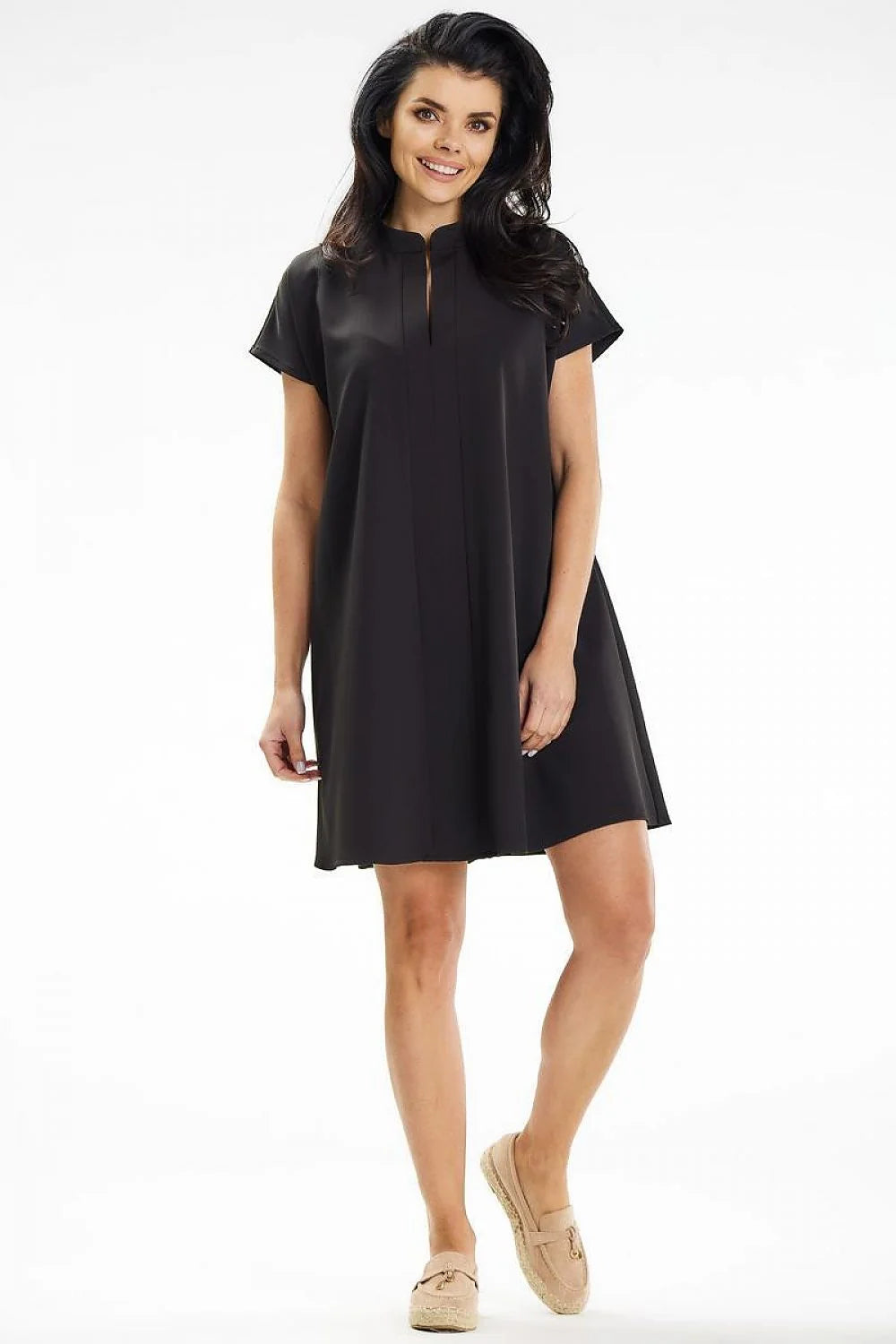 Robe de jour élégante trapeze manches courtes col rond ouverture V femme polyester elasthanne noire taille ajustable