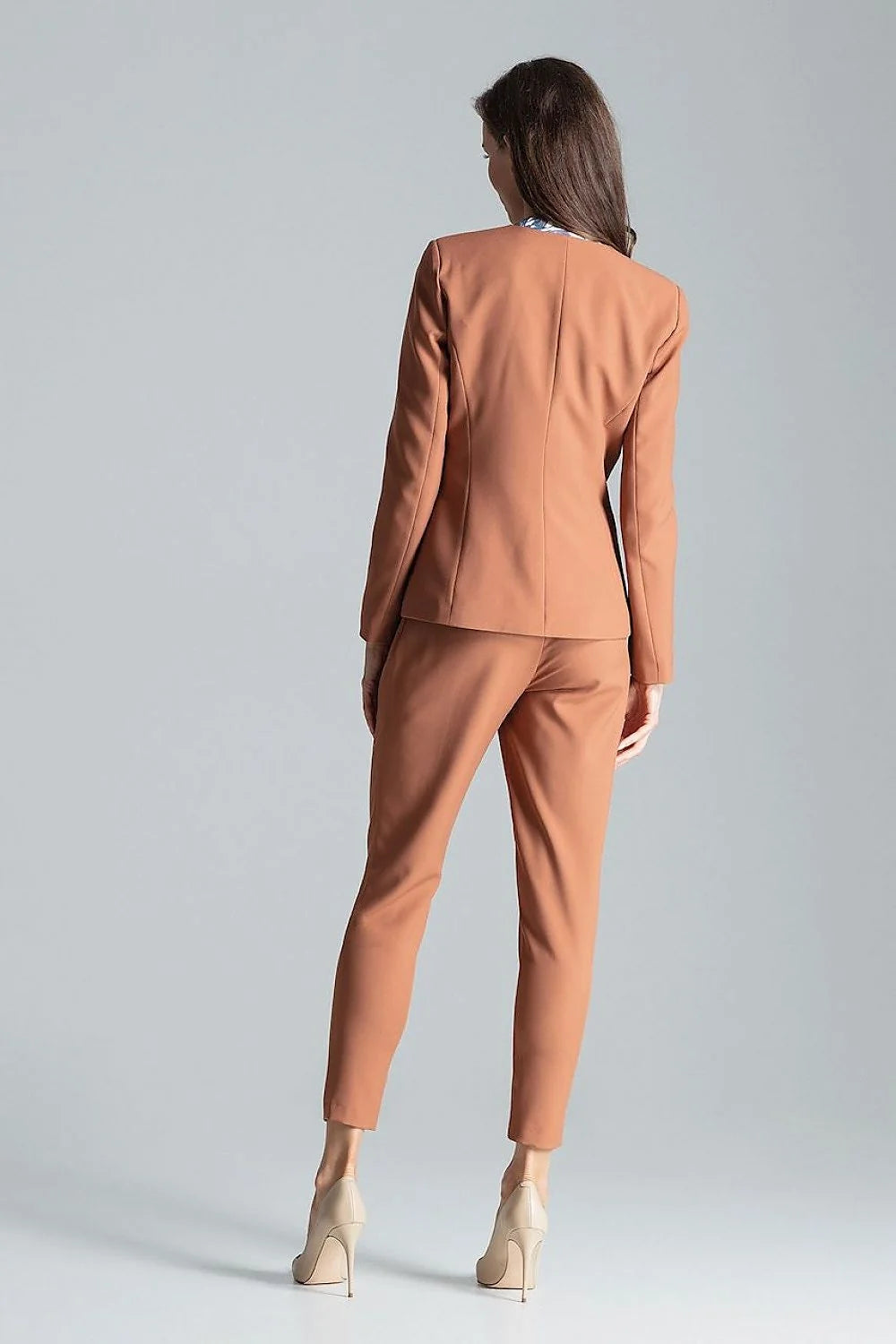 Veste tailleur femme rouge polyester élasthanne élégante ajustée manches longues professionnelle réunions formelles