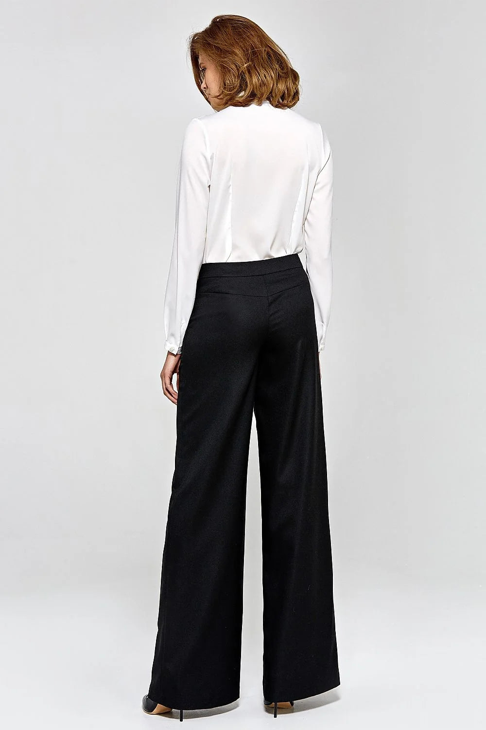 Chemise élégante pour femme longue manches longues col à pointe blanche coupe ajustée polyester elasthanne