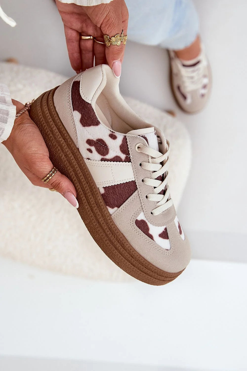 Chaussures de sport pour femmes style moderne tacheté brun blanc motif animalier cuir écologique confort