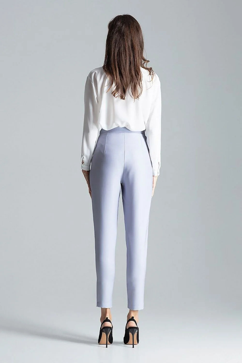 Pantalon taille haute rouge vif en coton élégant ajusté avec ceinture intégrée pour femme moderne