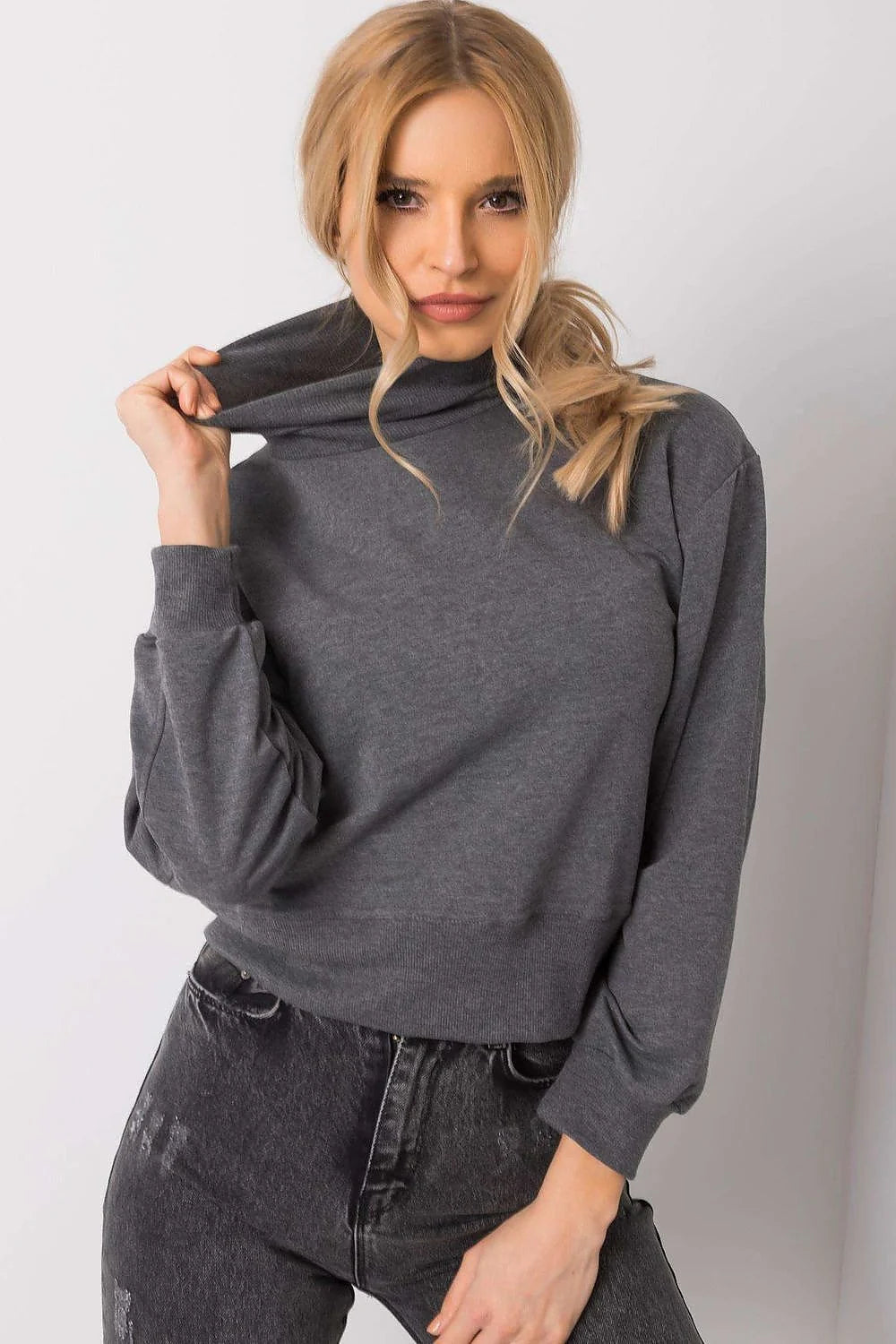 Sweatshirt femme beige coton doux col montant oversize tendance confort chic pour toutes occasions