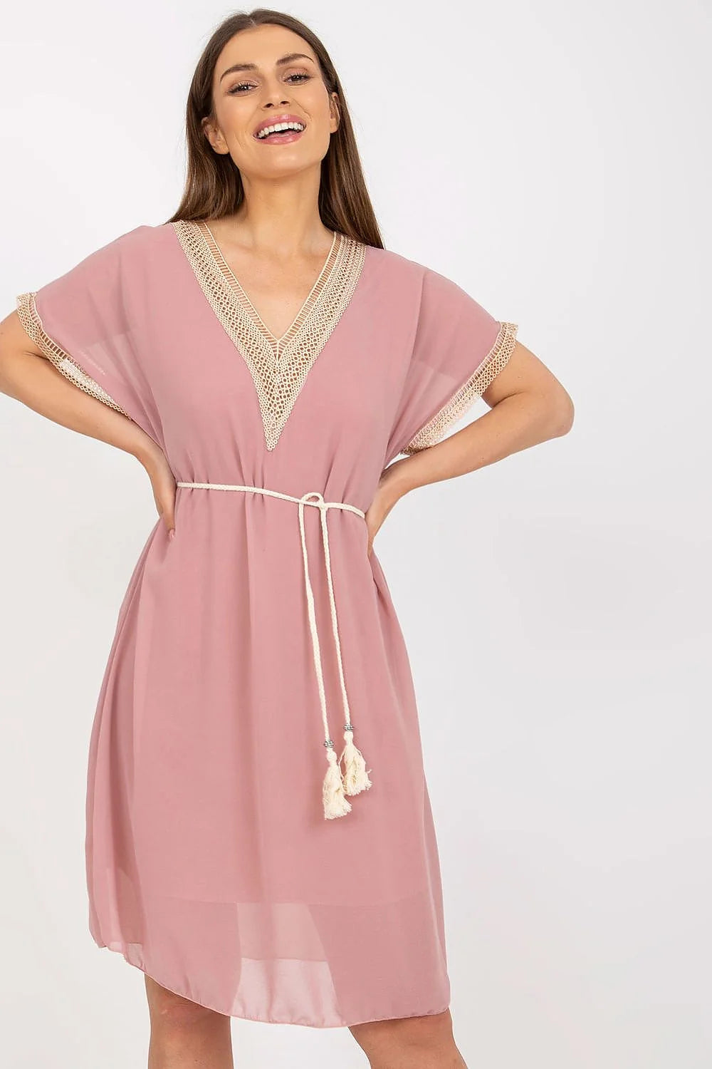 Robe de jour féminine ample manches courtes encolure en V ceinture pompons tissu léger couleur orange vif polyester viscose femme