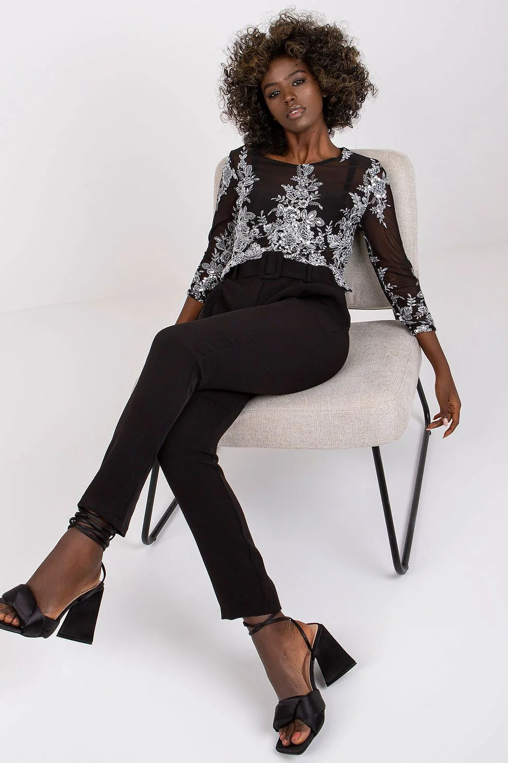 Ensemble féminin en tissu lisse moderne chic rose vif noir pour bureau et soirées