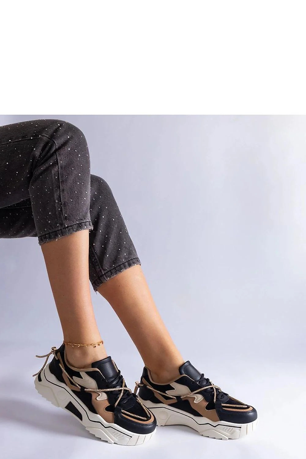 Baskets modernes pour femmes design audacieux couleurs contrastantes matériaux durables confort maximal baskets chunky semelle épaisse lacets contrastants cuir synthétique
