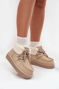 bottines fourrées femme suédine beige fourrure crème plateforme crantée antidérapante lacets épais œillets dorés apparente cosy hivernal confortable