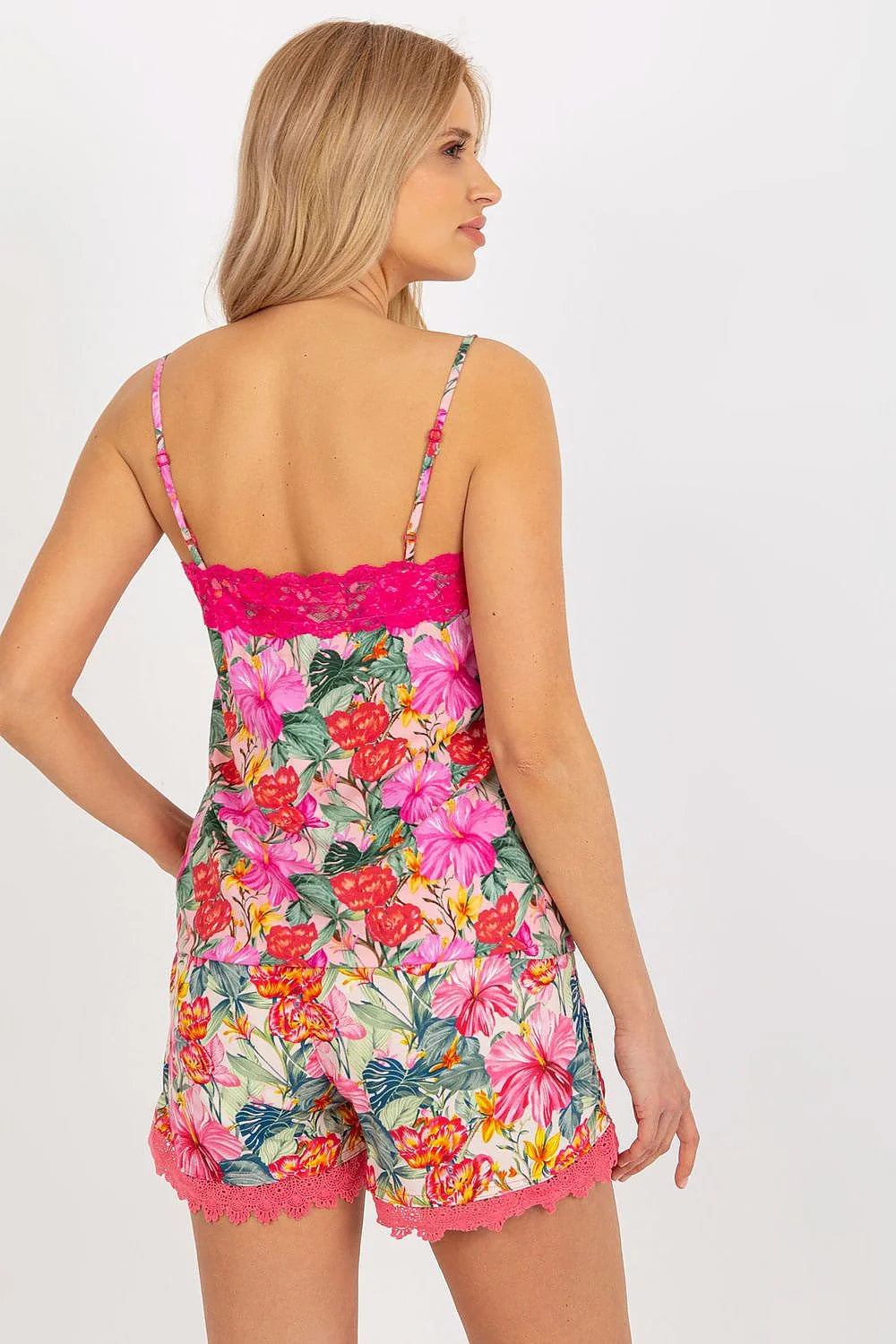 Ensemble féminin floral coordonné débardeur short bretelles fines dentelle rose vif coupe ample style estival