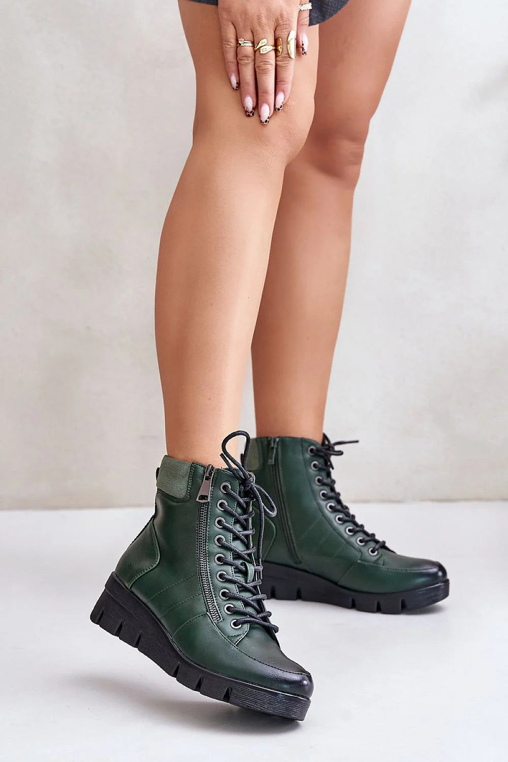 Bottes Step in style pour femmes, design moderne, cuir artificiel, plateforme, talon compensé, style urbain, automne-hiver