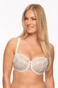 Soutien-gorge féminin élégant semi-rigide modelage subtil armatures basses latérales stabilité rassemblement seins décolleté profond bonnets confortables ruban plié coutures plates finition lisse