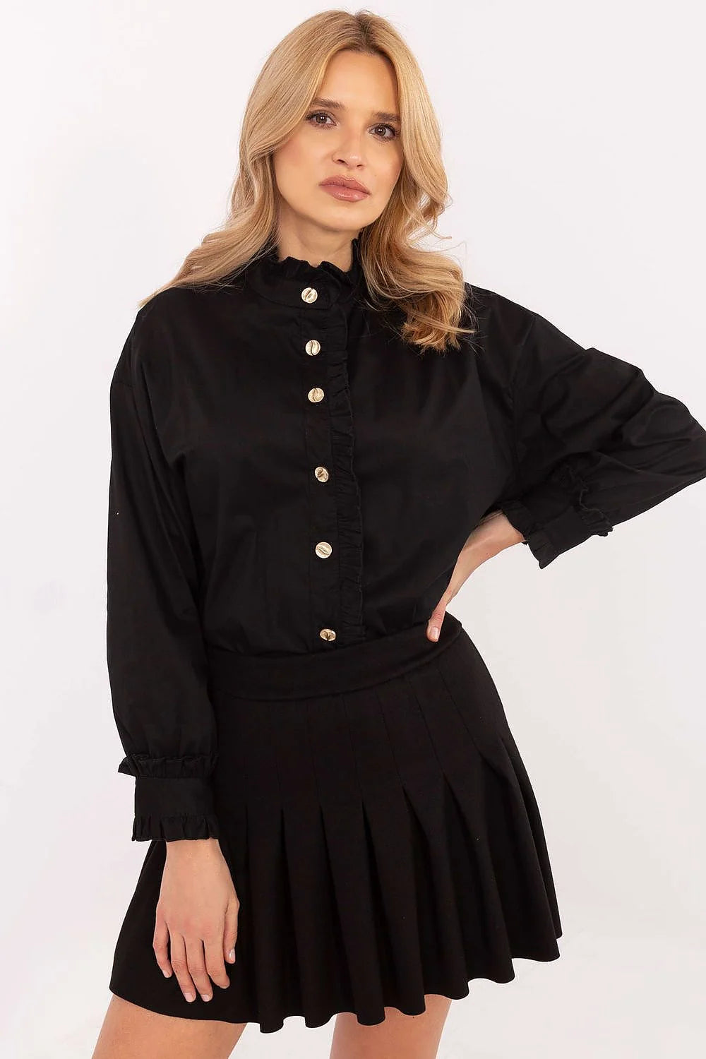 Chemise manche longue Italy Moda noir uni style élégant coupe ample col montant volants boutons dorés