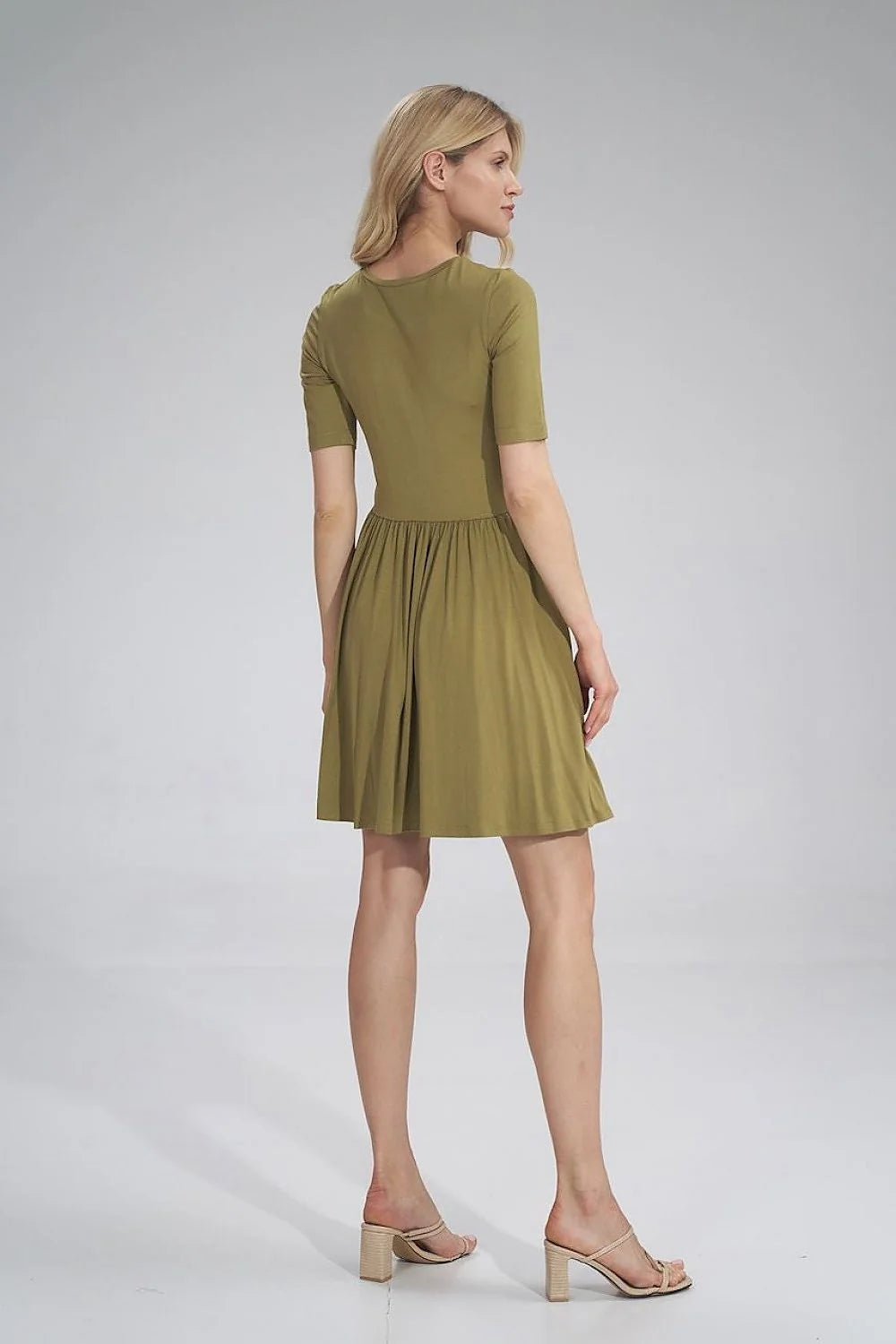 Robe élégante en viscose élasthanne kaki manches courtes silhouette A style décontracté pour femme