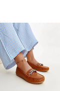mocassins femme Adiba Solea cuir marron bout rond surpiqûres apparentes chaîne tressée argentée semelle crantée caoutchouc antidérapante confortable