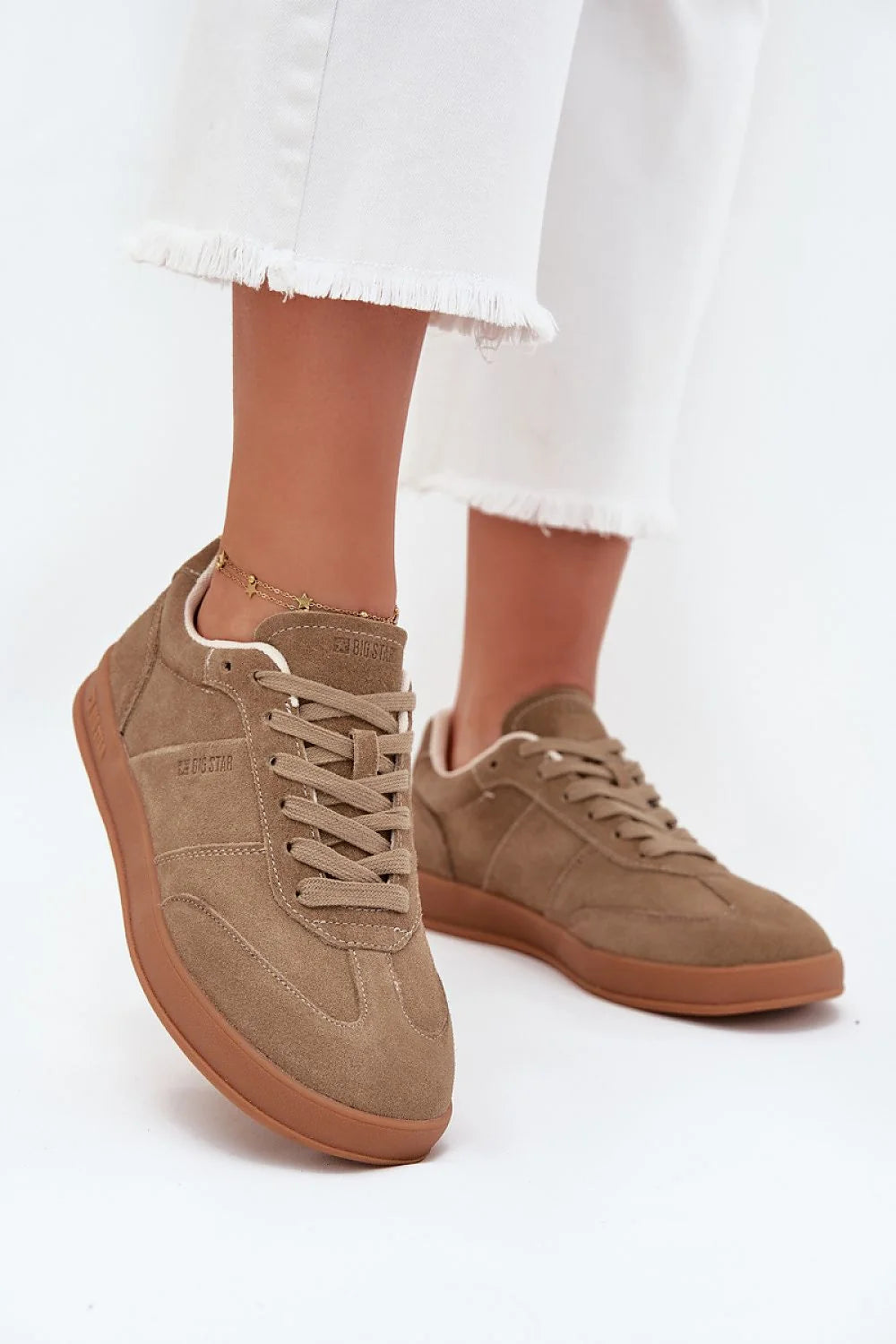 sneakers femme BigStar daim suédé taupe minimaliste semelle gomme antidérapante plateforme 2cm semelleintérieure HIPOLYSYSTEM amorti durable confortable polyvalent