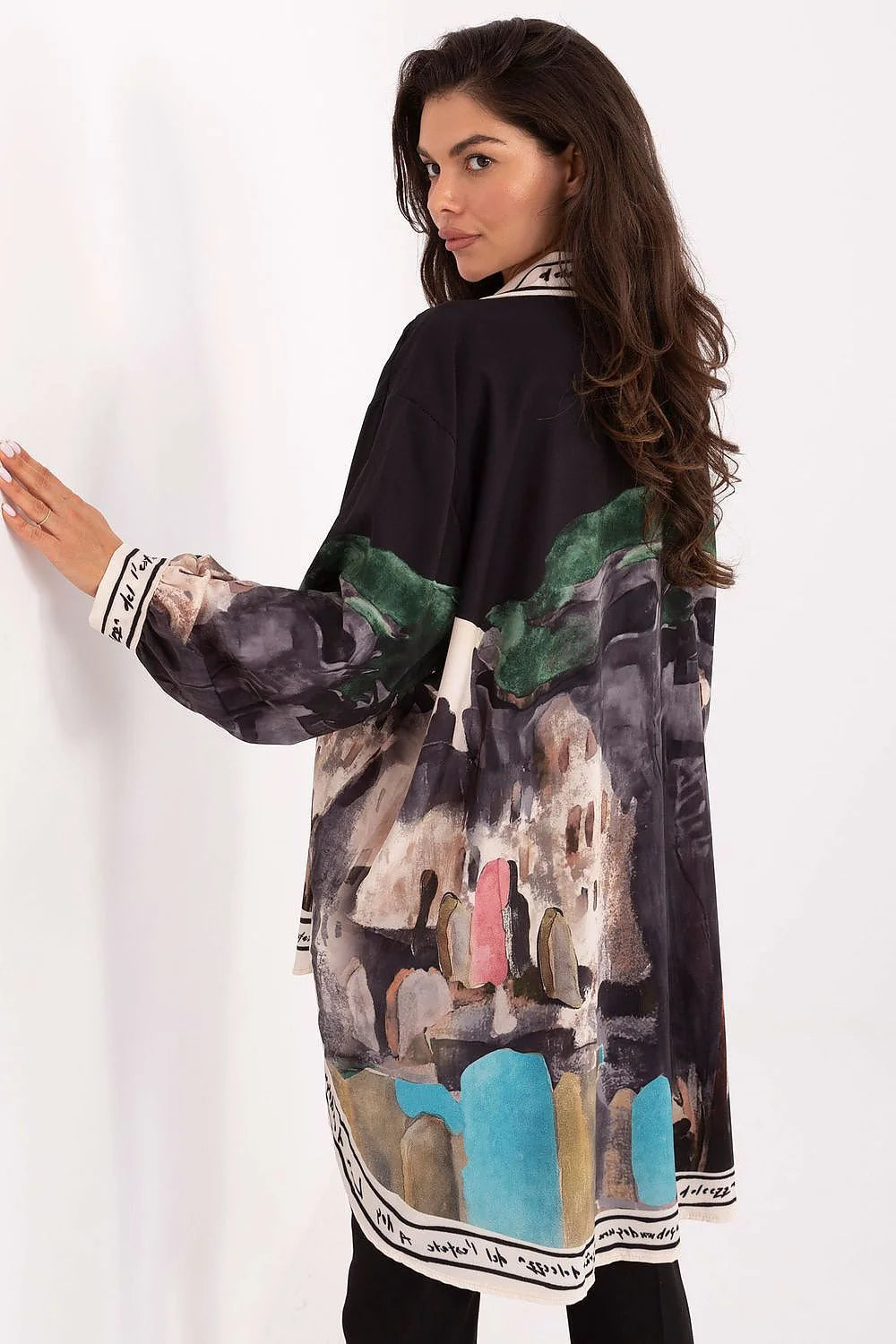 chemisier tunique femme oversize boutonnée col classique manches longues coupe fluide asymétrique imprimé aquarelle multicolore soyeux viscose polyester