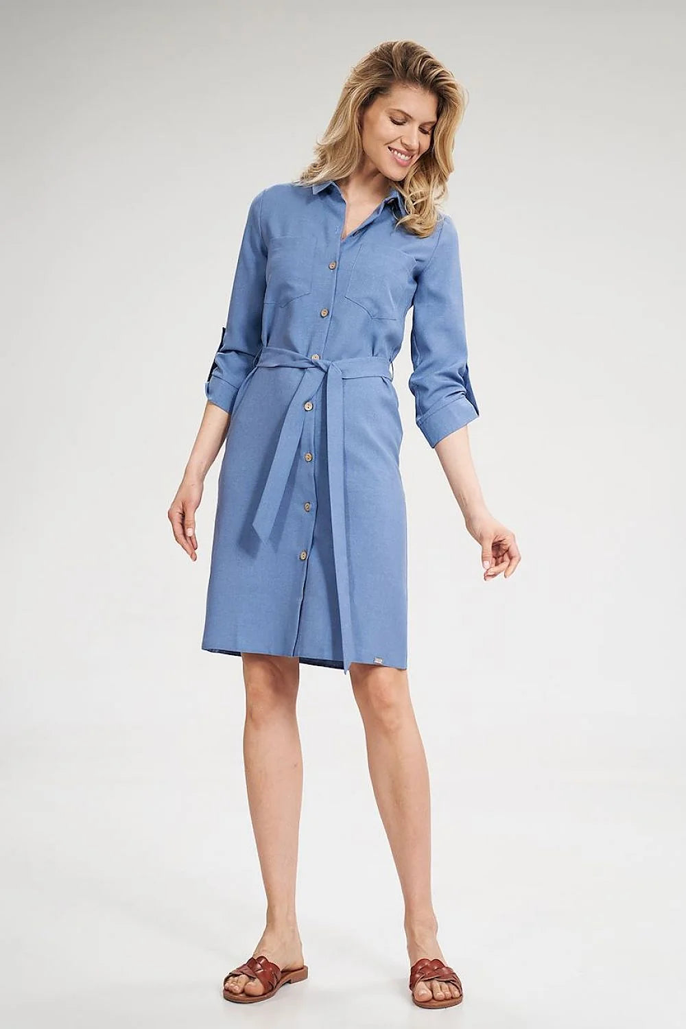 Robe-chemise polyester élégante décontractée bleu clair manches retroussables ceinture ajustable boutons bois femme chic