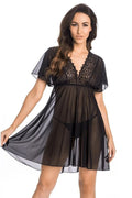 Nuisette sexy noire en dentelle tissu transparent silhouette fluide encolure V manches papillon pour femmes