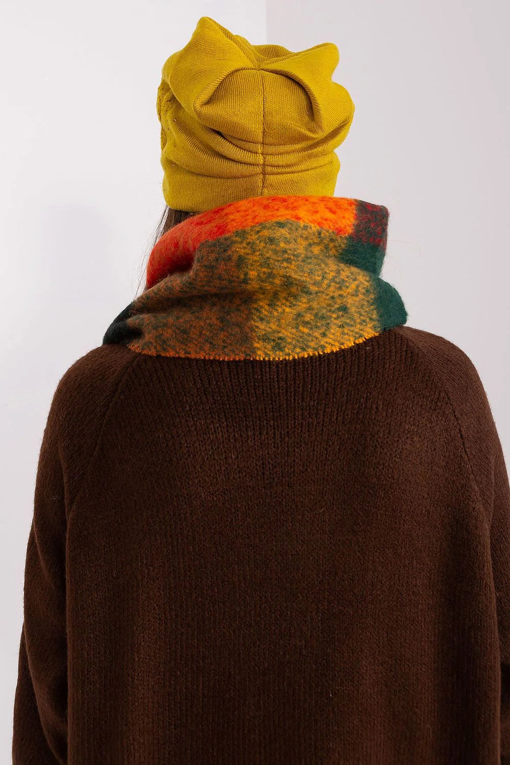 Bonnet d'hiver pour femme en cachemire strass design floral châle pull assorti style classique chaud