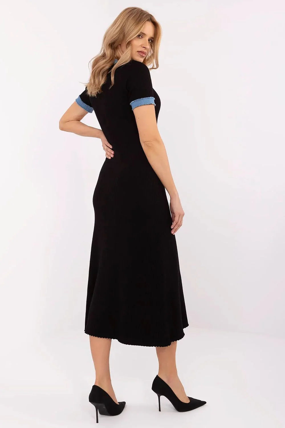 Robe élégante pour femme en tricot noir bleu clair manches courtes décolleté en V boutons dorés ourlet en franges quotidien travail