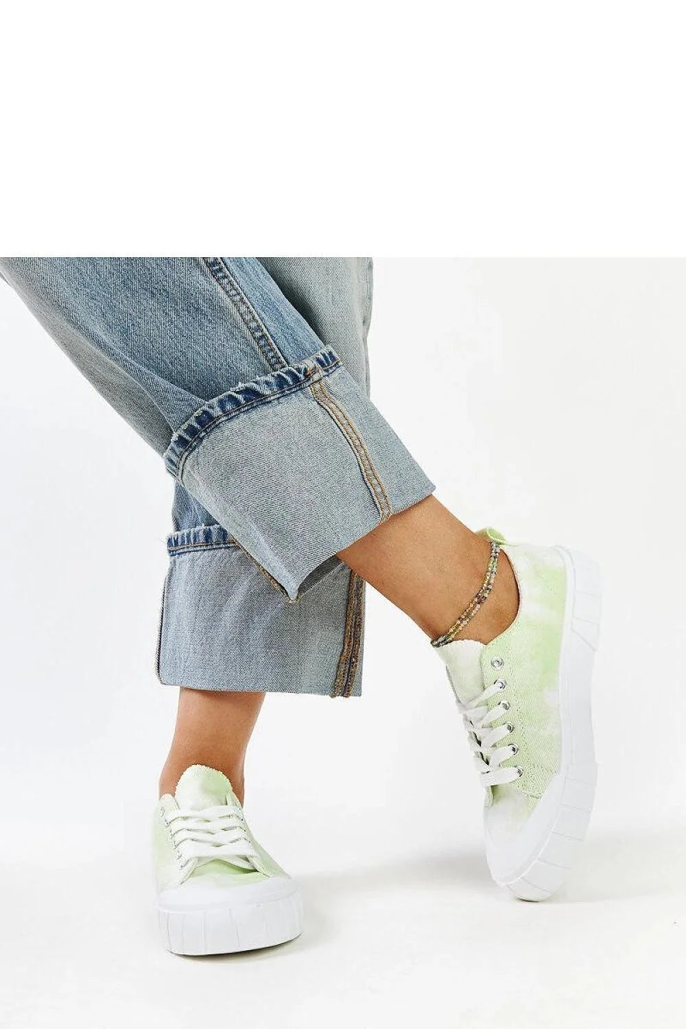 Baskets pour femmes vert pastel design moderne coupe basse semelle épaisse confortable style casual